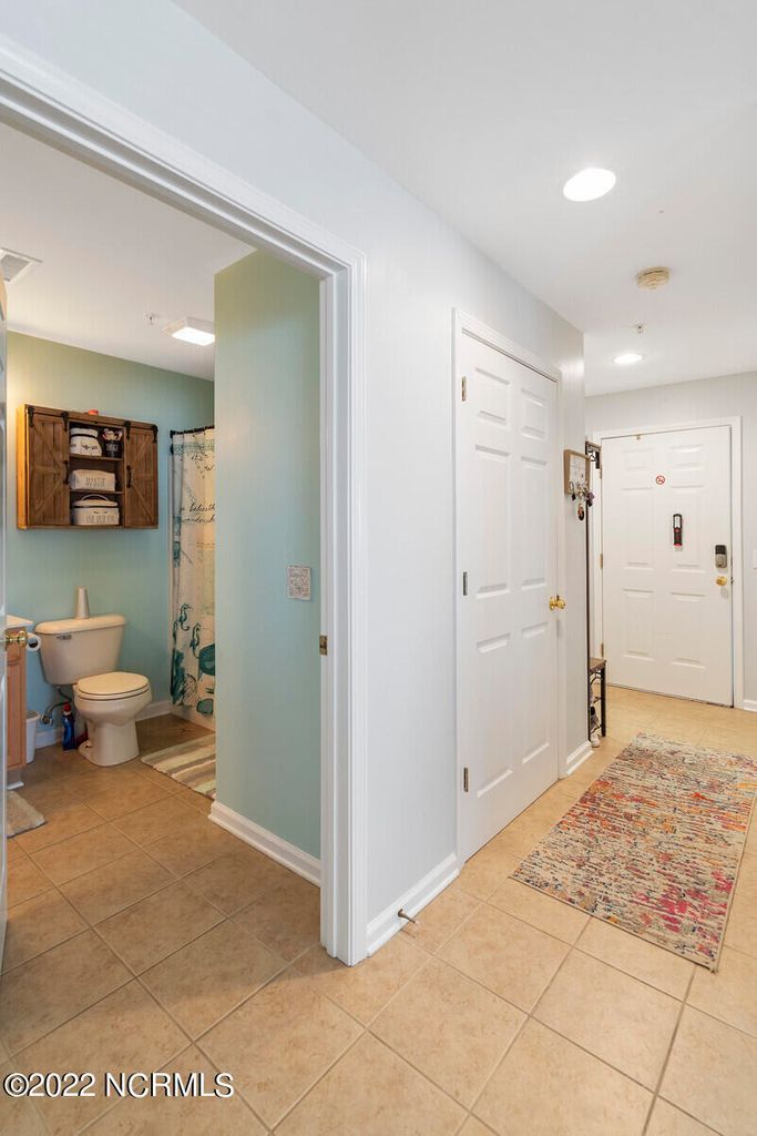 3350 Club Villas Drive