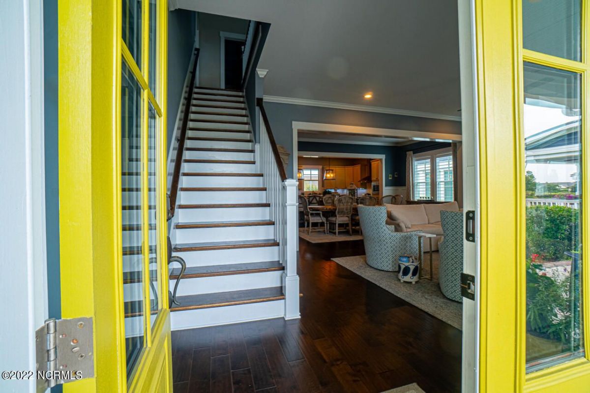 1210 Sleepy Oak Lane