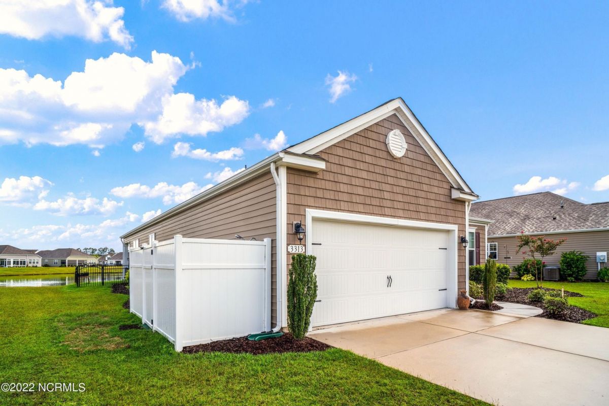 3313 Creek Harbor Lane