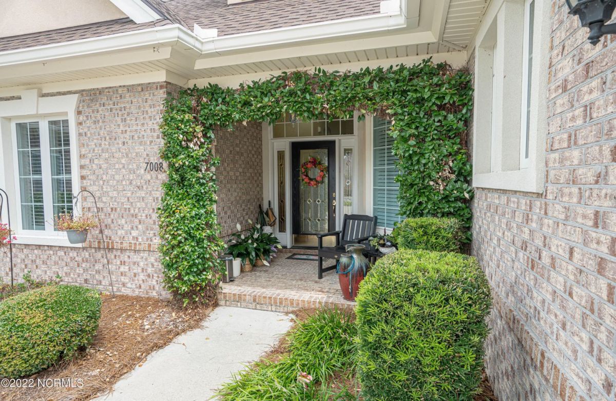 7008 Bloomsbury Court