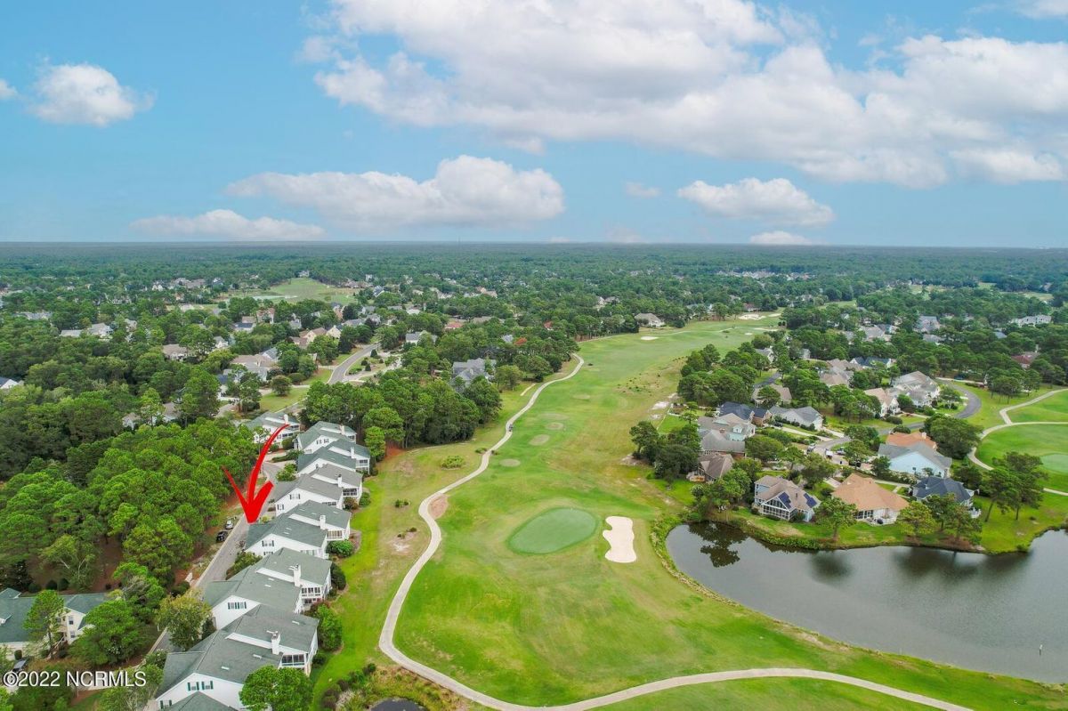 3139 Lakeside Commons Drive