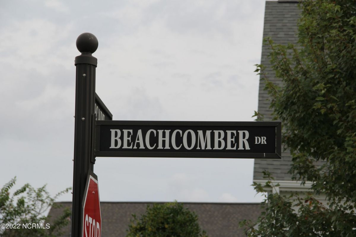 3008 Beachcomber Drive