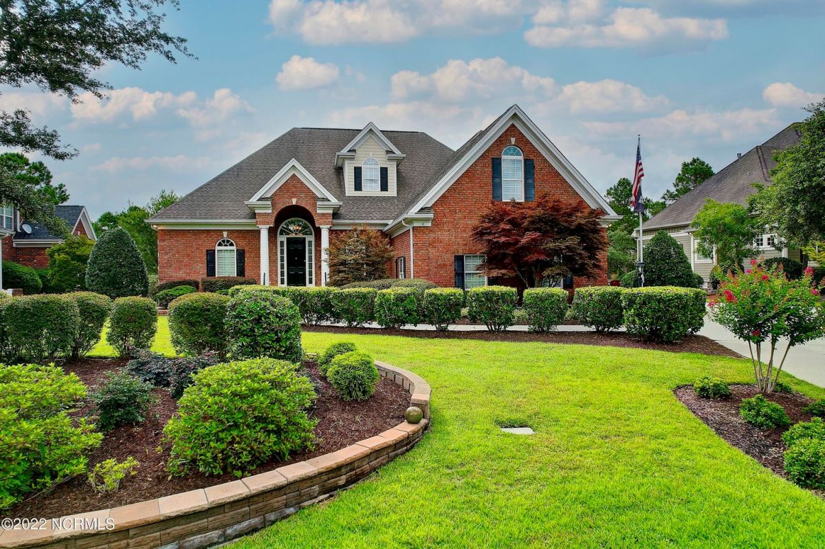 6472 Castlebrook Way