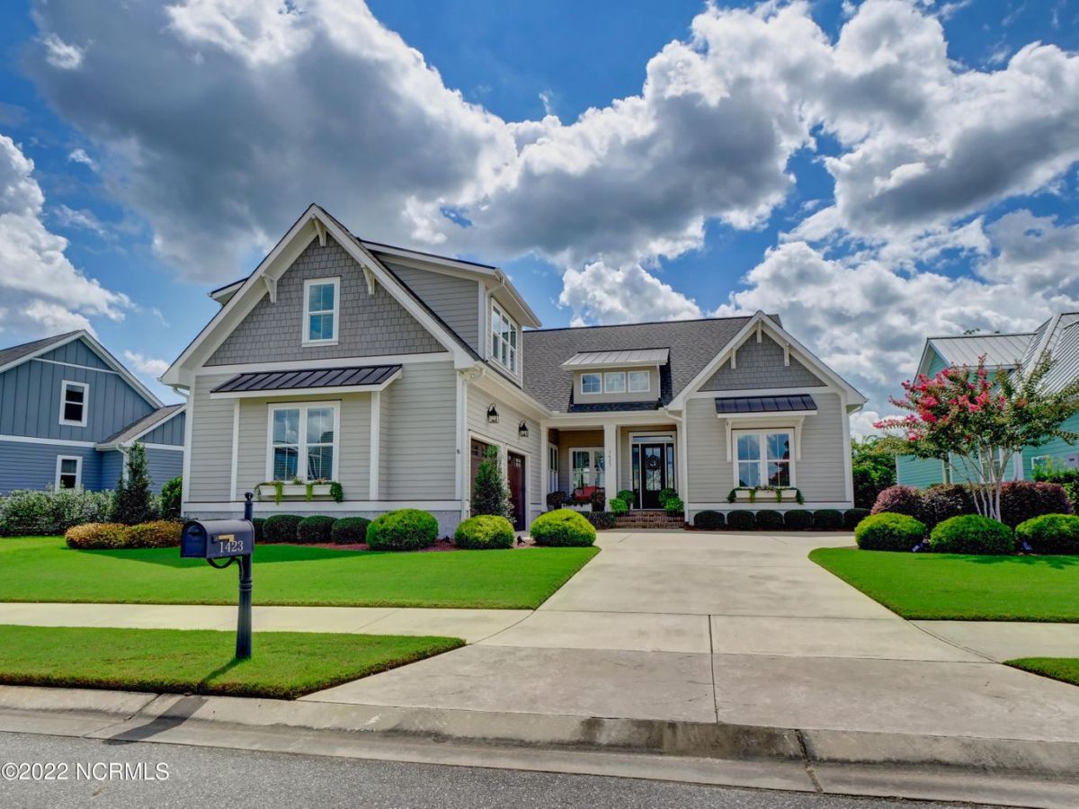 1423 Cape Fear National Drive