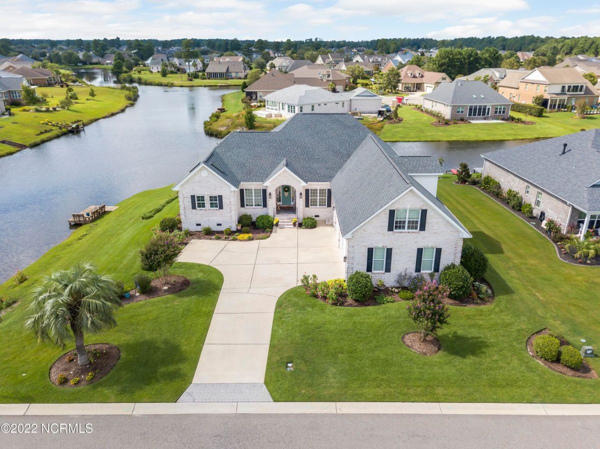 980 Woodwind Drive