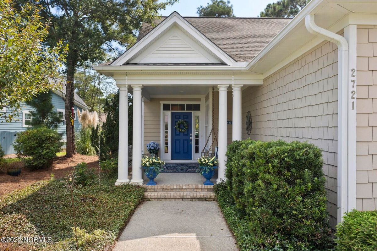 2721 Chadsworth Lane