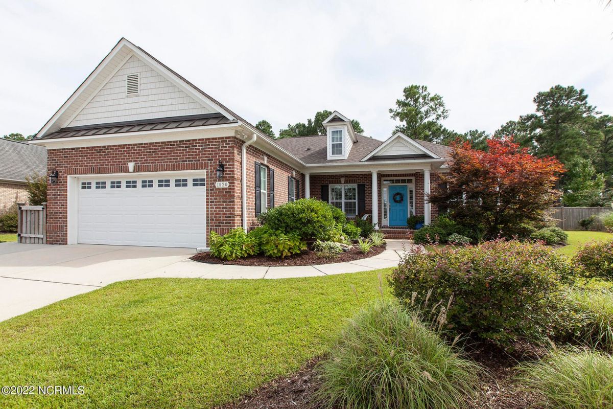 1026 Golden Sands Way