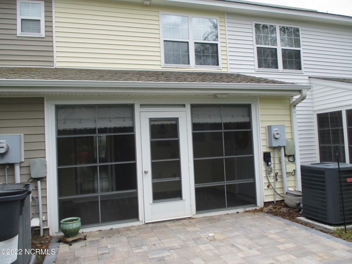 3002 Cedar Creek Lane