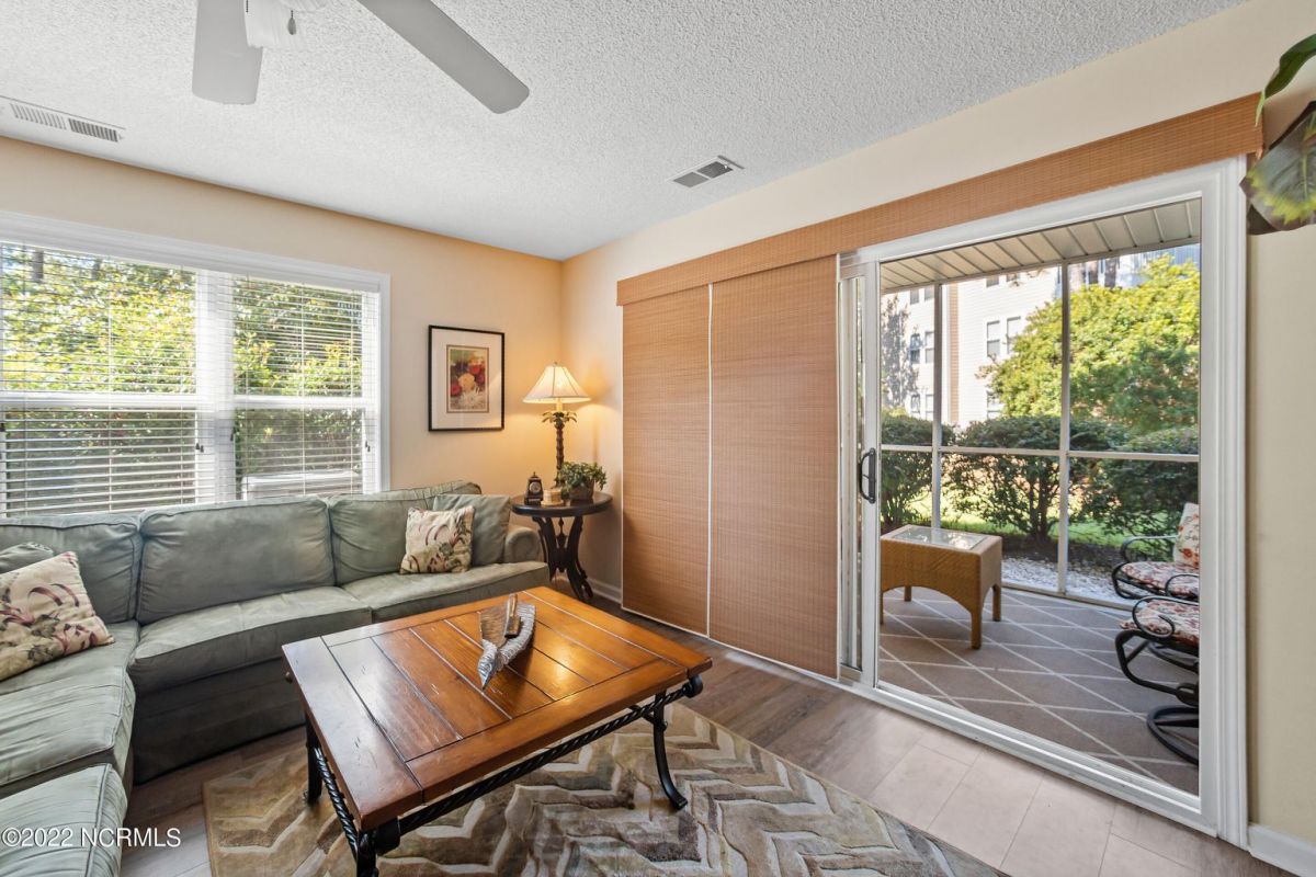 3350 Club Villas Drive