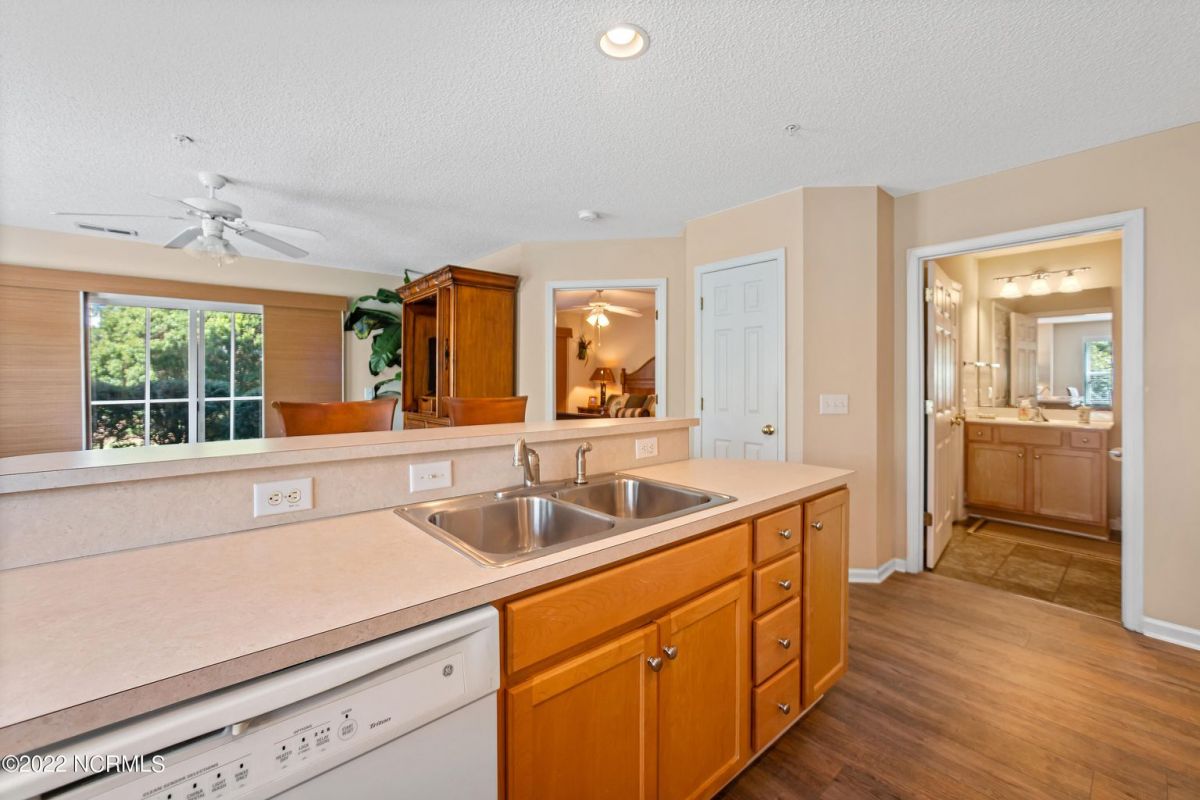 3350 Club Villas Drive