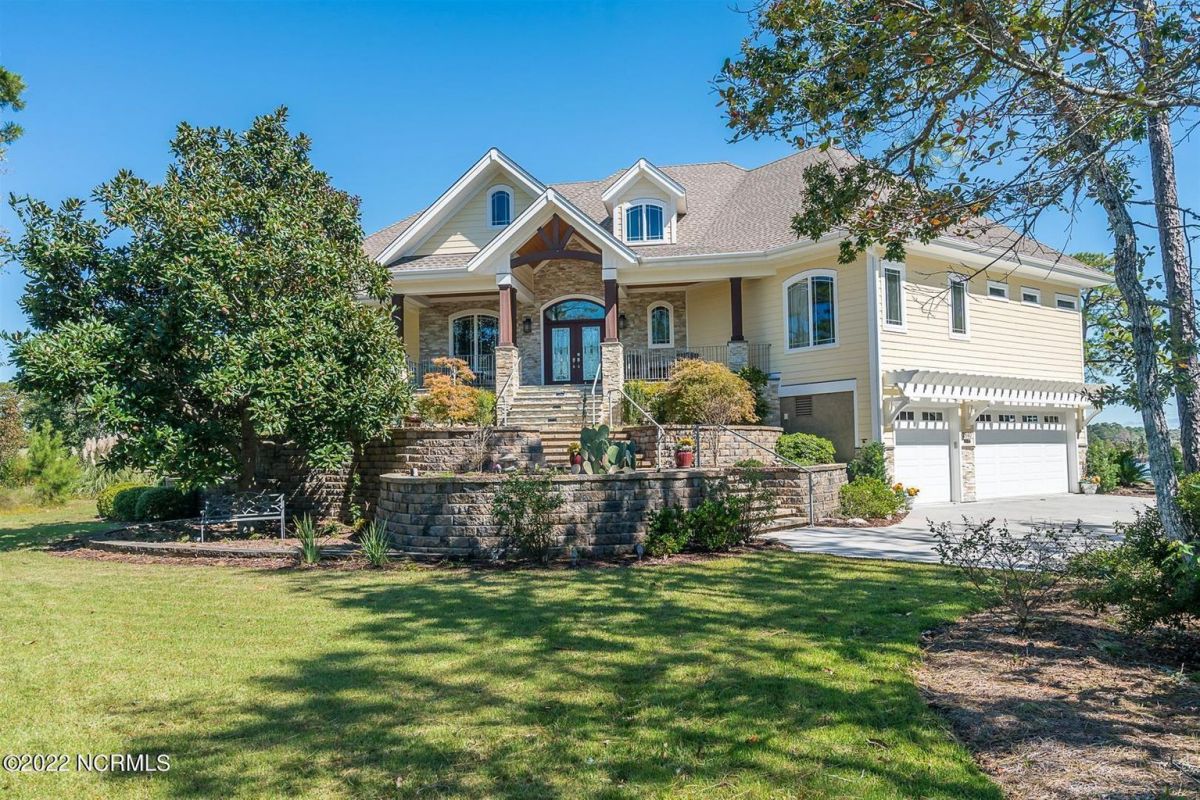 2840 Marsh Point Lane