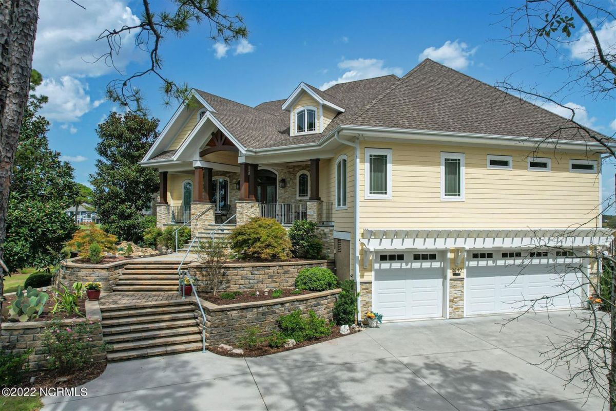 2840 Marsh Point Lane