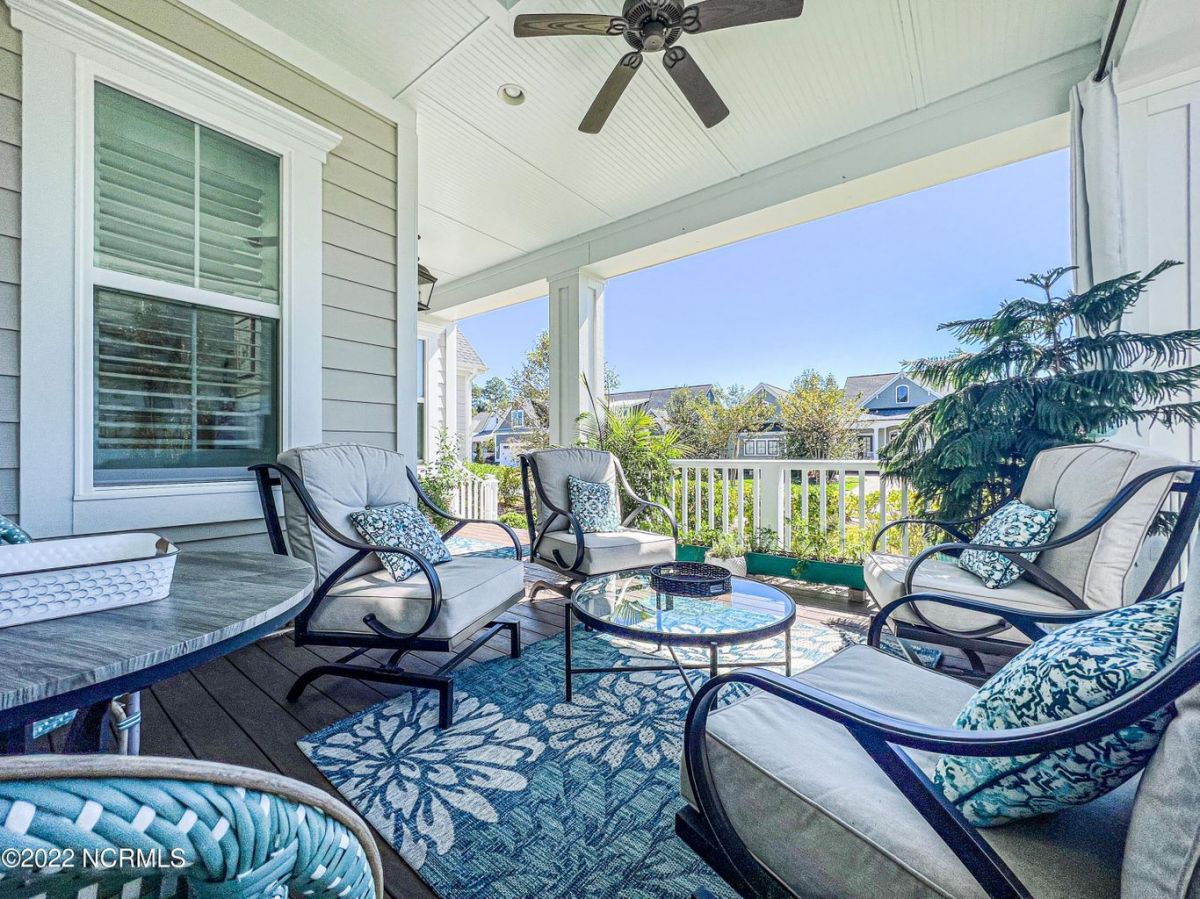 1237 Cross Water Circle