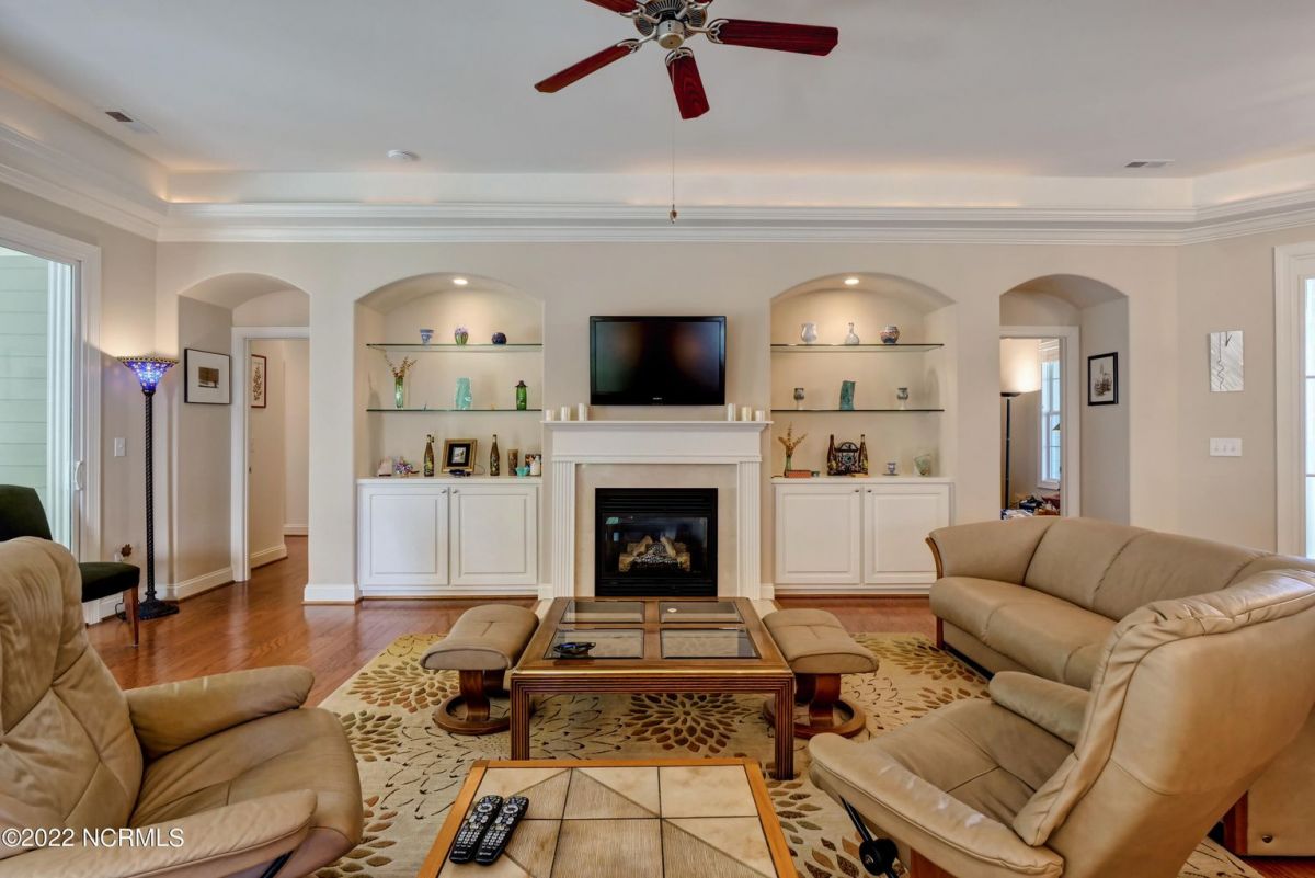 1168 Evangeline Drive