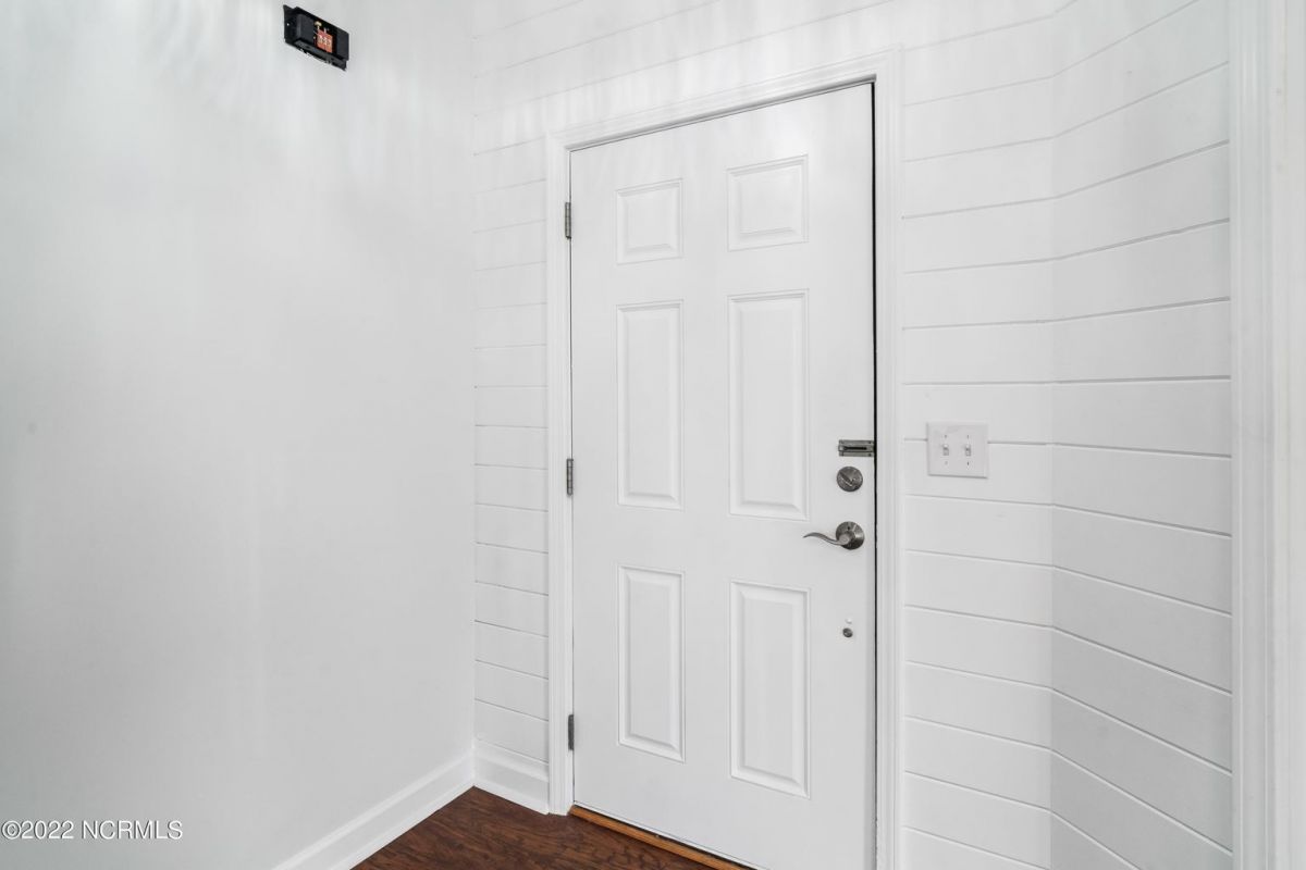 2 Coffee Mill Creek Lane