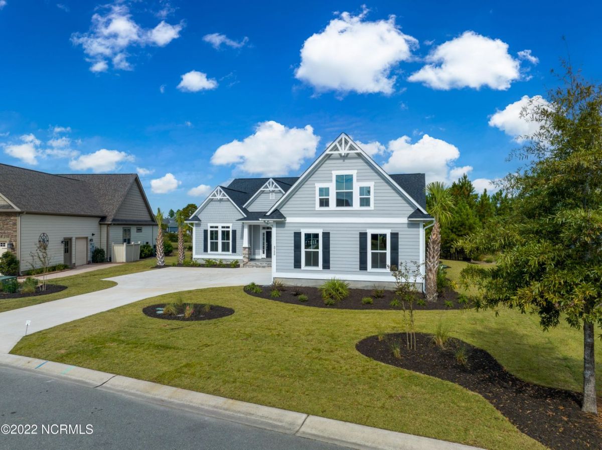 8720 Maple Ash Trail