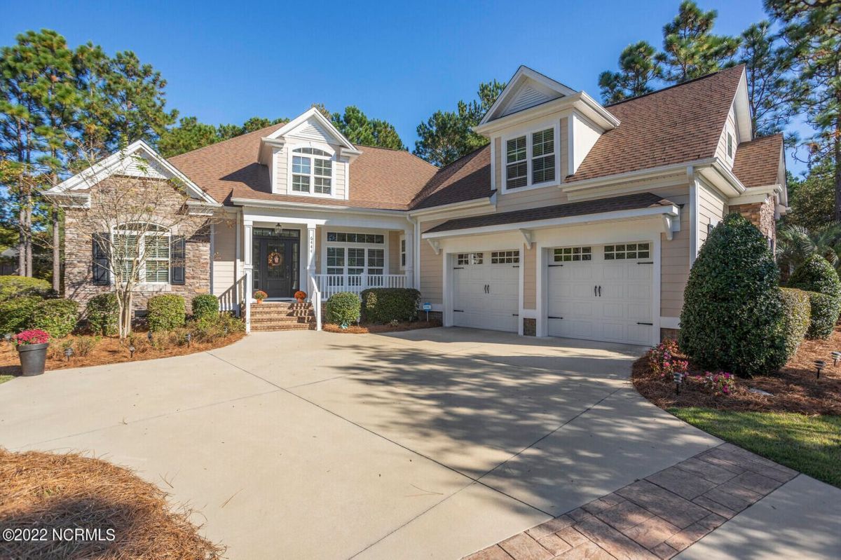 6444 Castlebrook Way