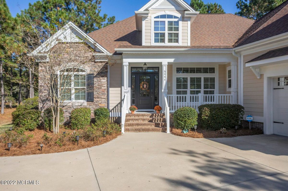 6444 Castlebrook Way