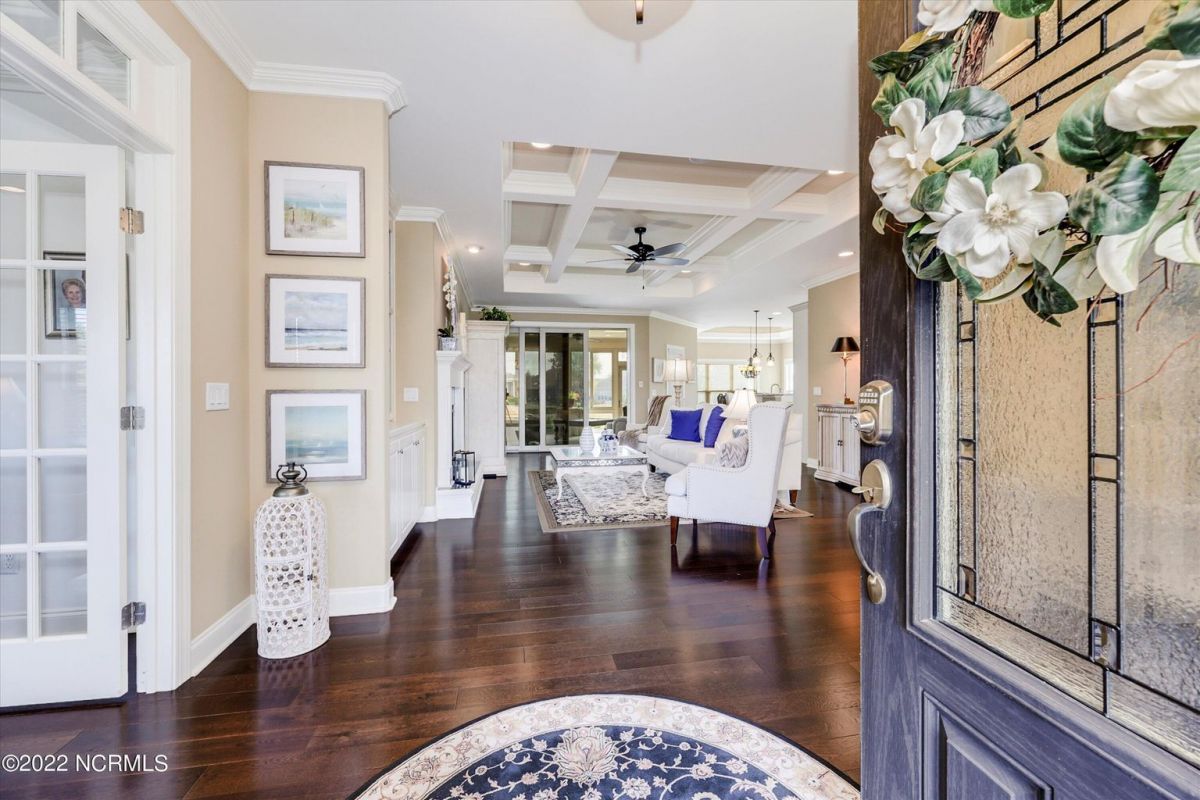 8560 Oak Abbey Trail