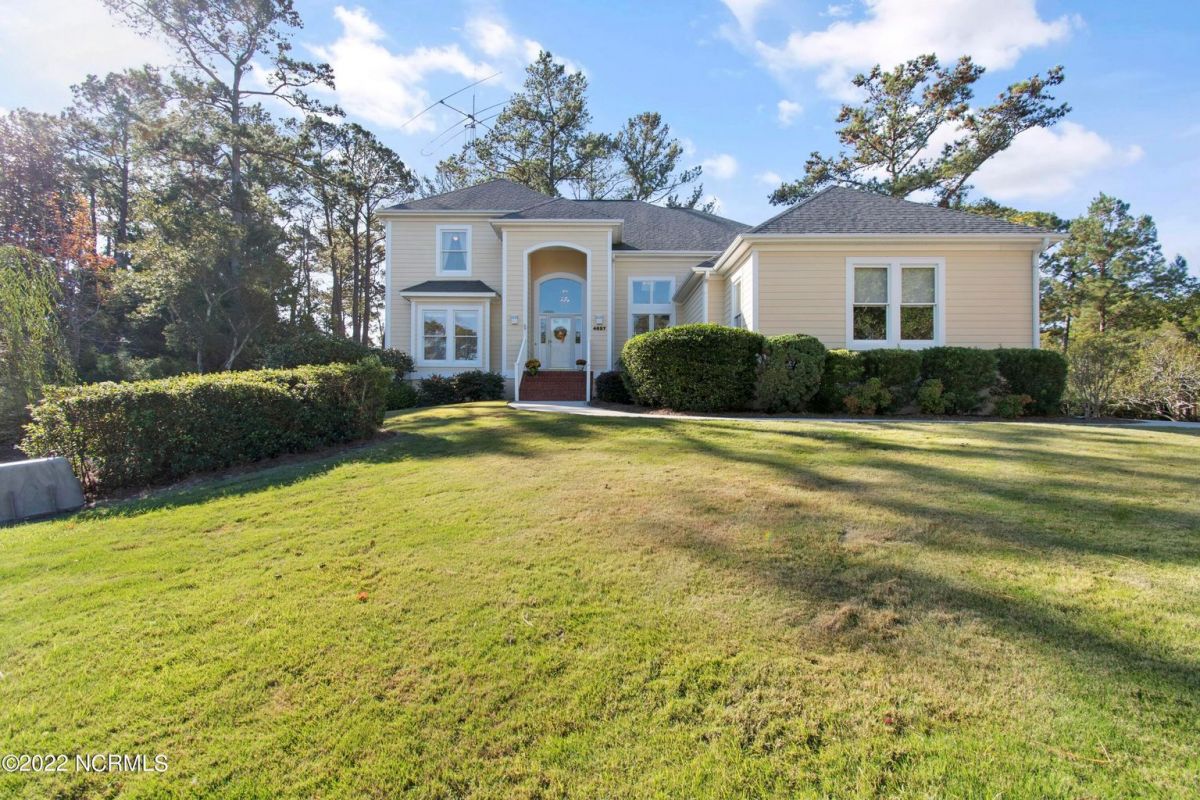 4527 Marsh Wood Court