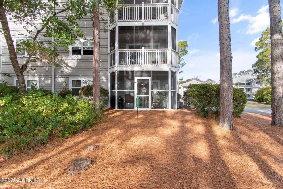 3030 Marsh Winds Circle