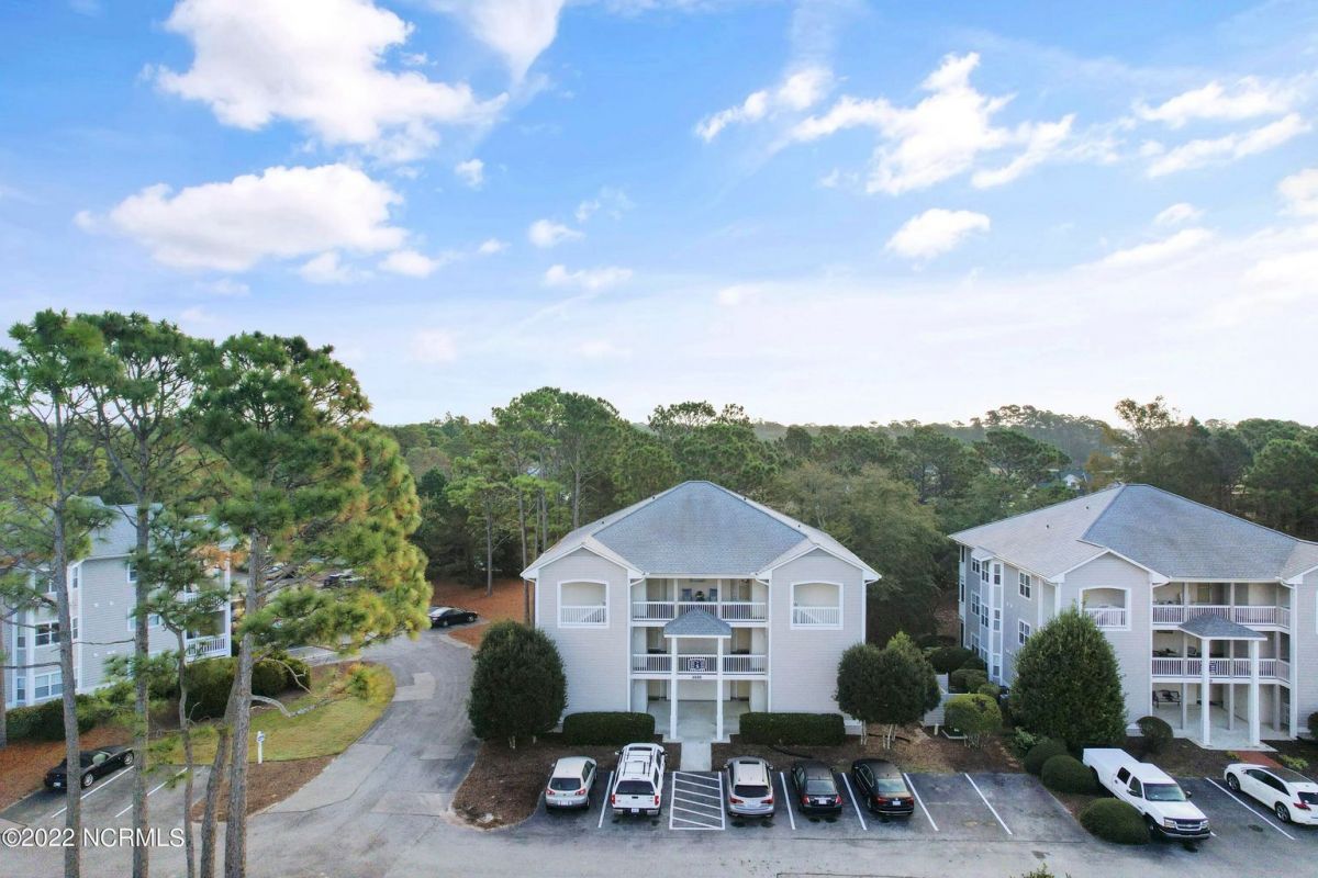 3030 Marsh Winds Circle