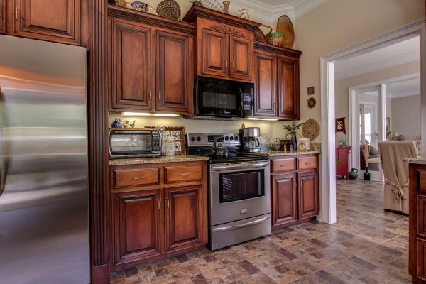 242 Cardinal Circle West