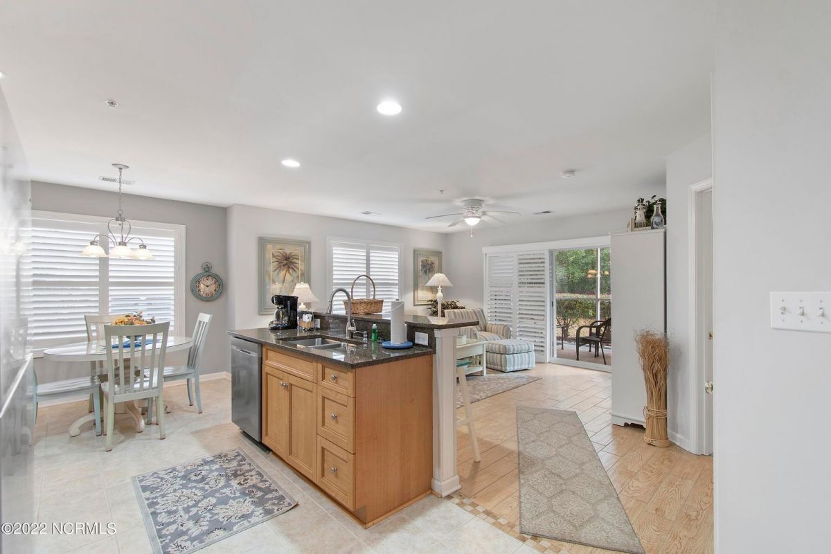 3350 Club Villa Drive