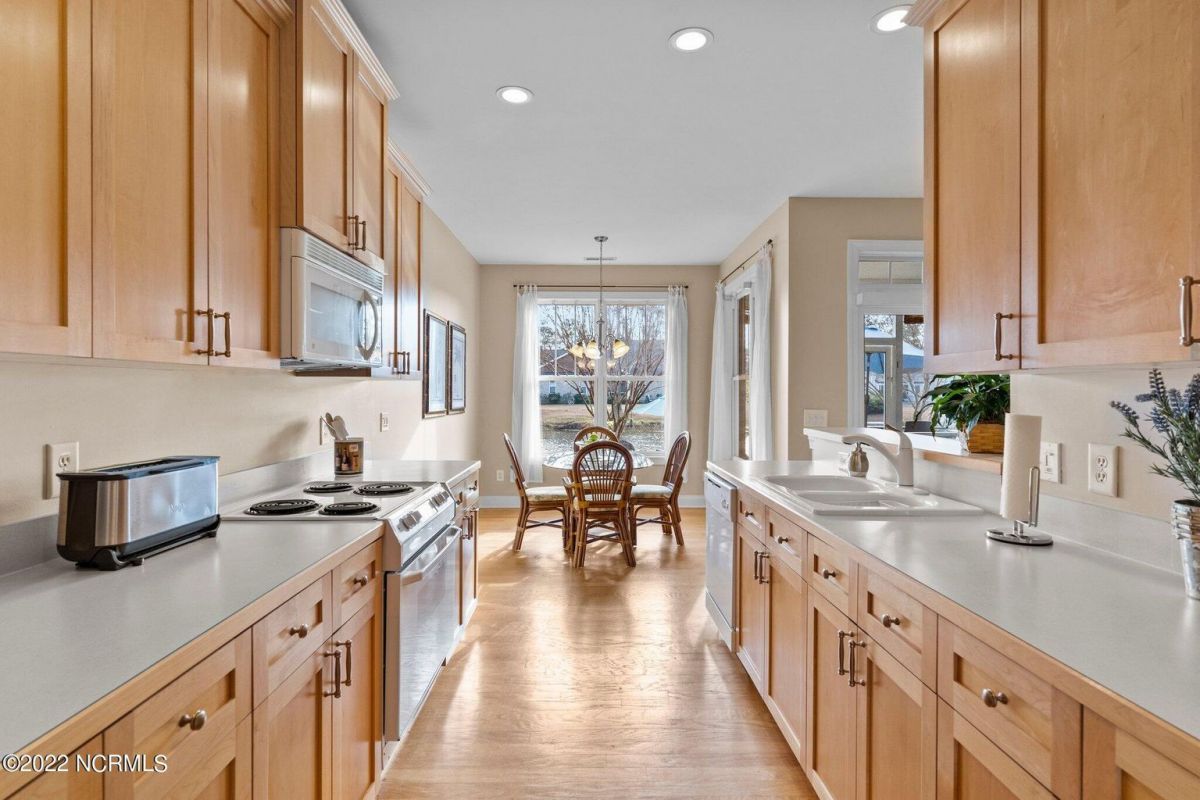 1106 Veranda Court