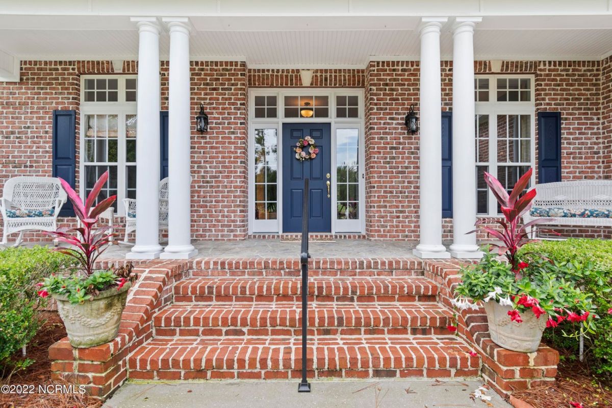 4560 Regency Crossing