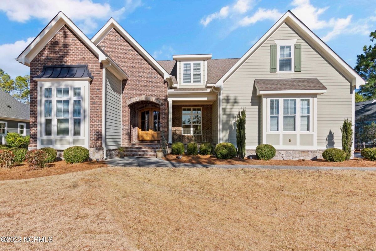 2577 Parkridge Drive