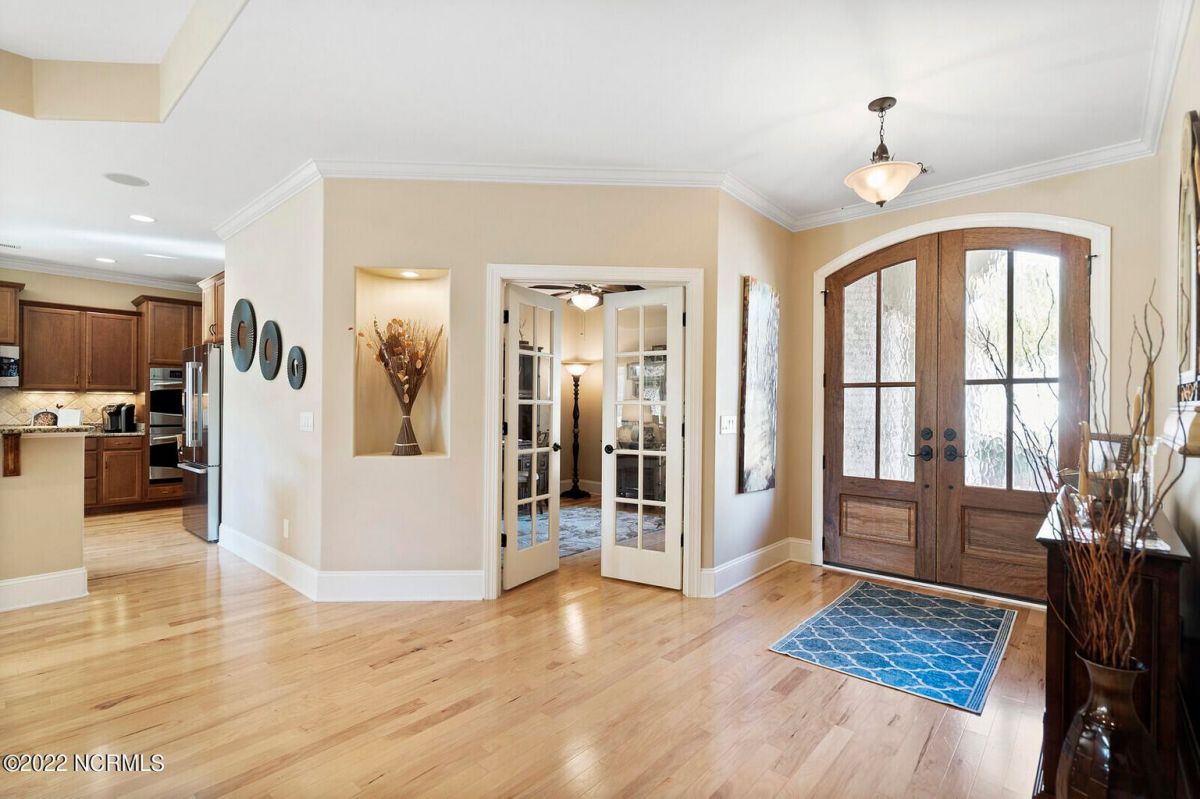 2705 Chadsworth Lane