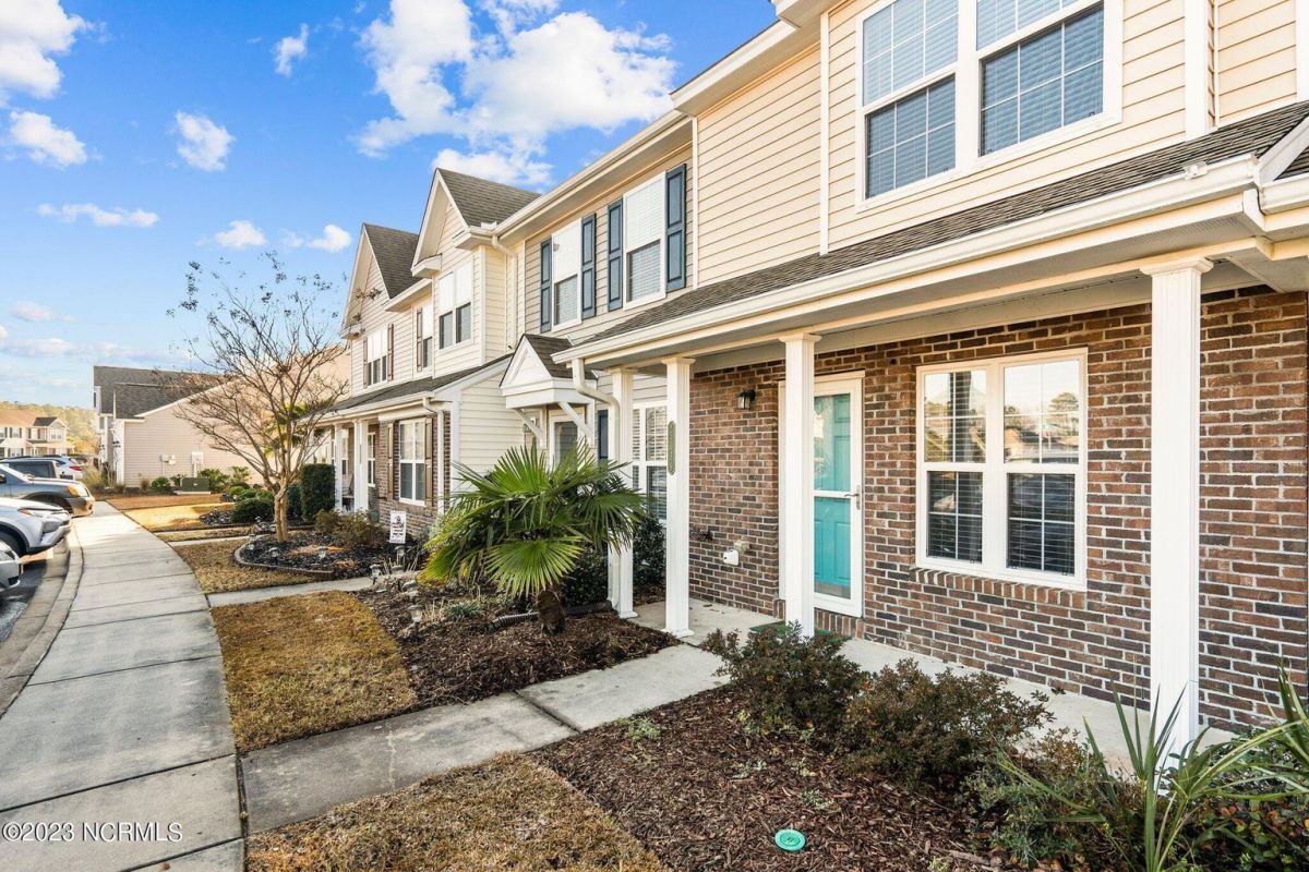 3039 Cedar Creek Lane