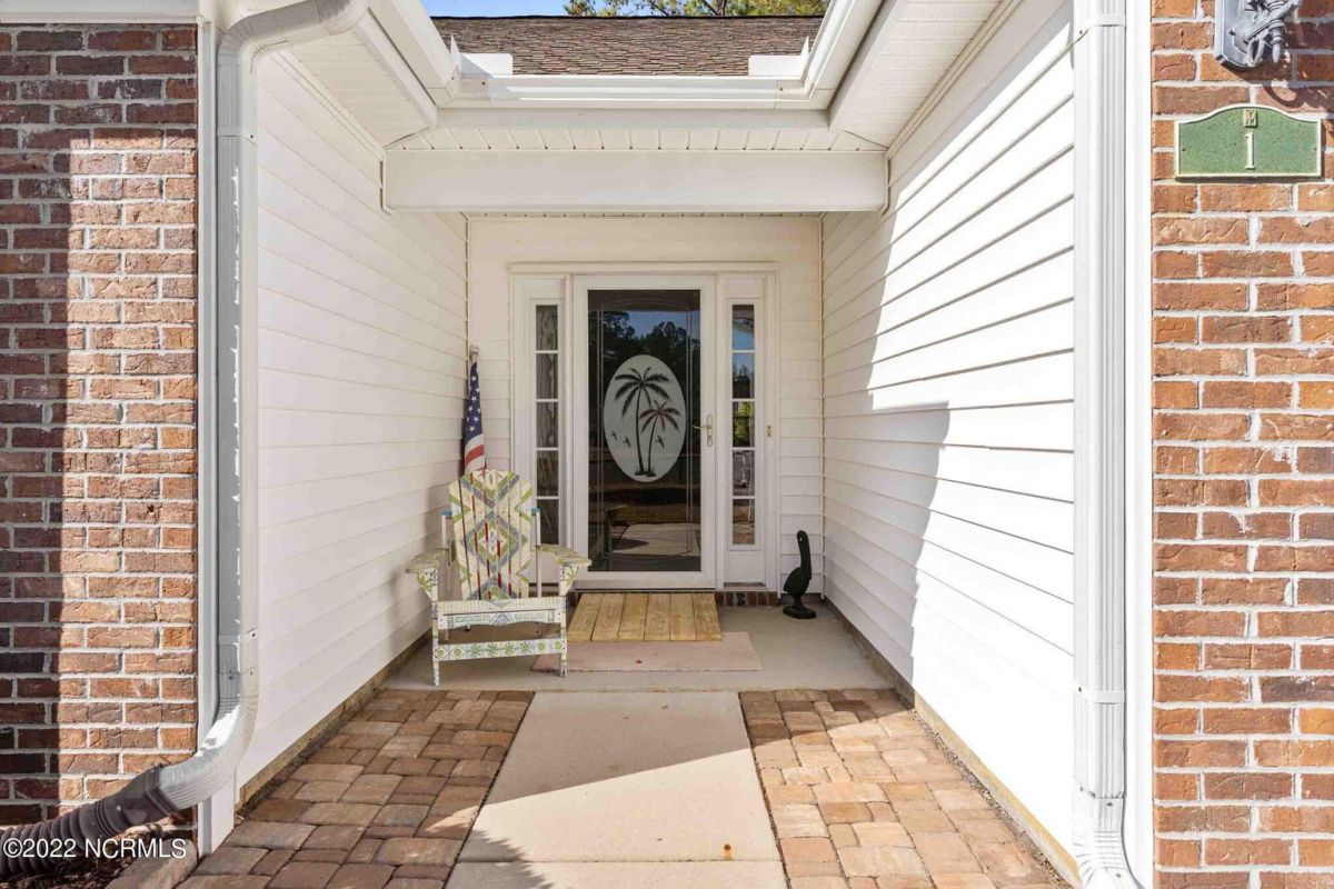 1 Canyon Creek Court