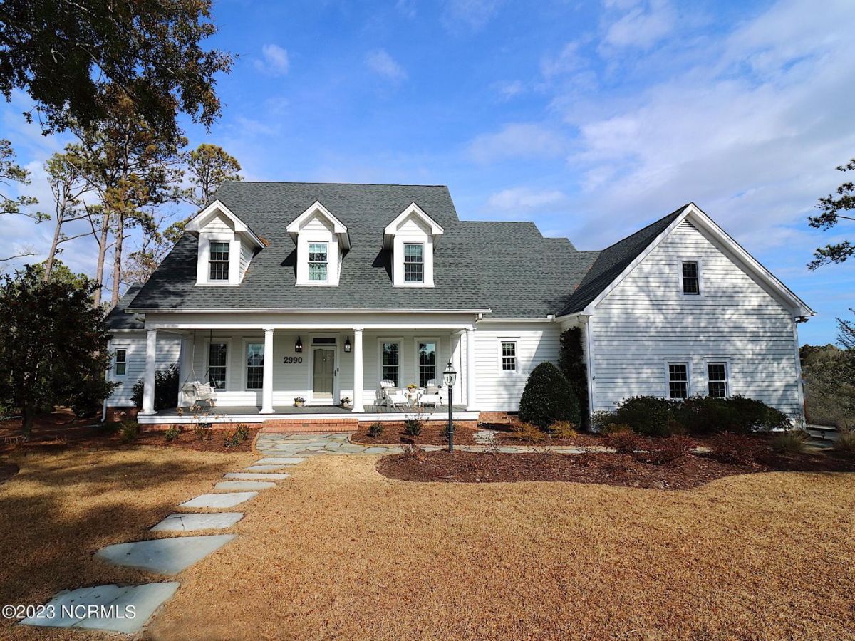 2990 Trailwood Drive