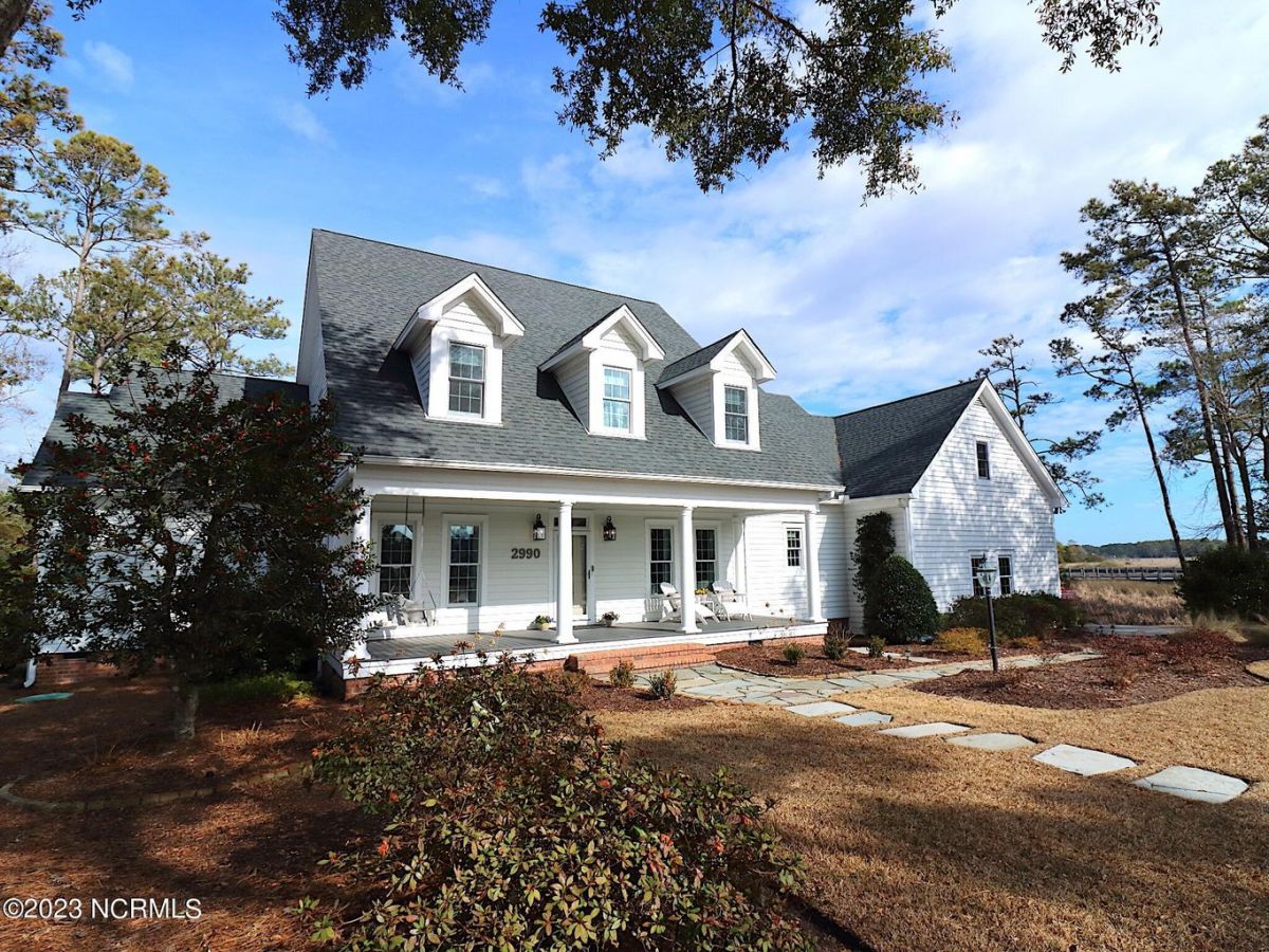 2990 Trailwood Drive