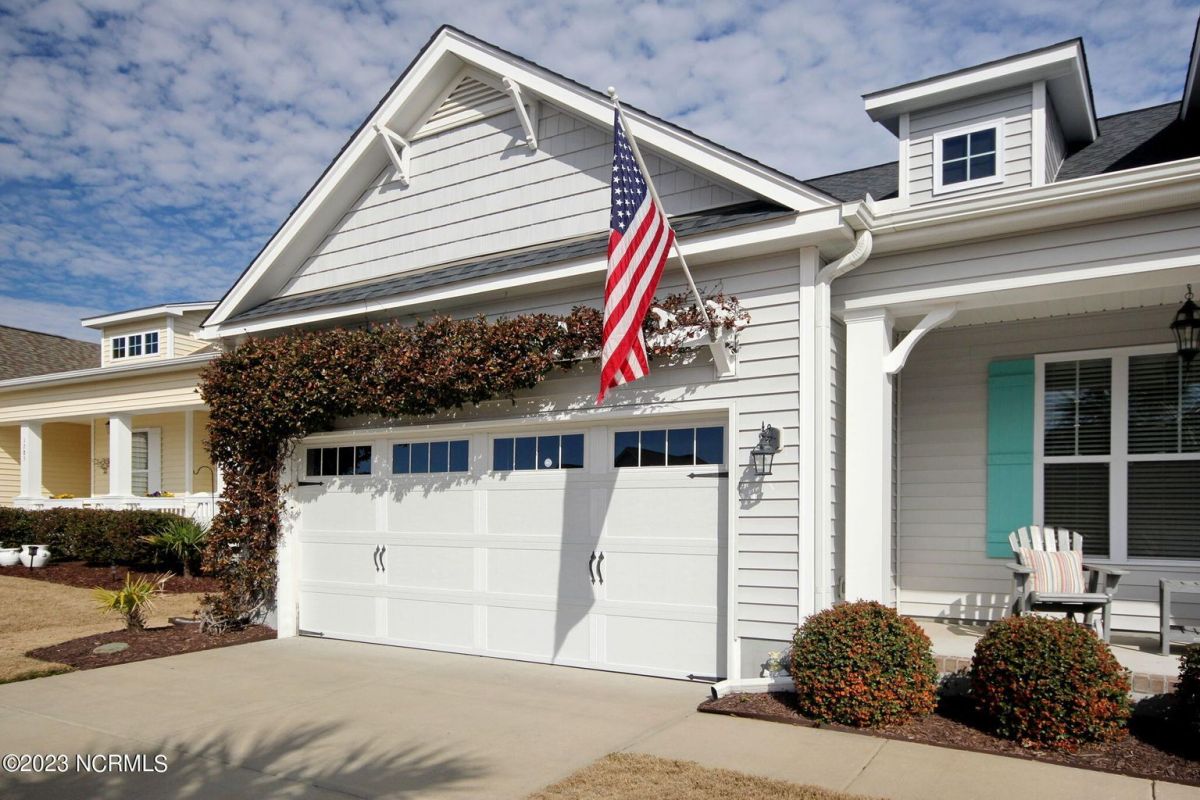 1289 Temeraire Court