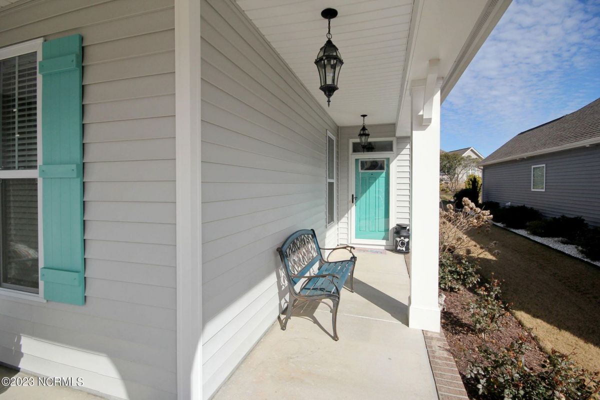 1289 Temeraire Court