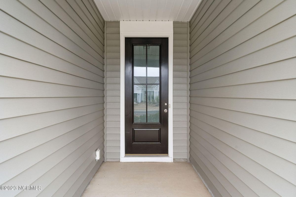 3305 Creek Harbor Lane