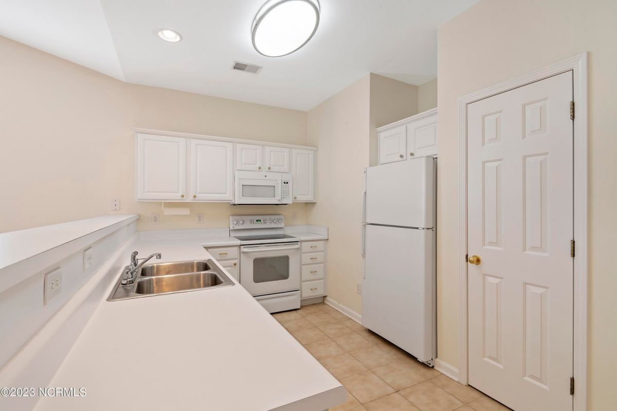 920 Great Egret Circle