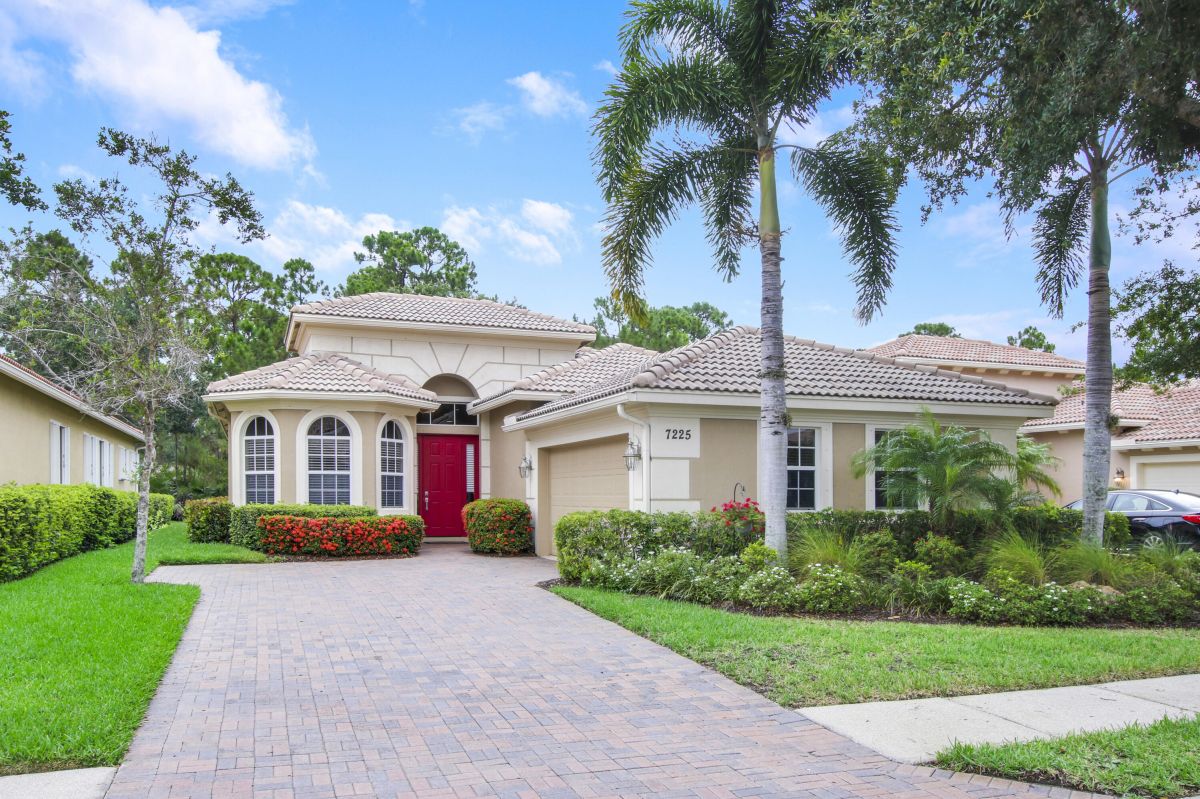7225 Maidstone Drive