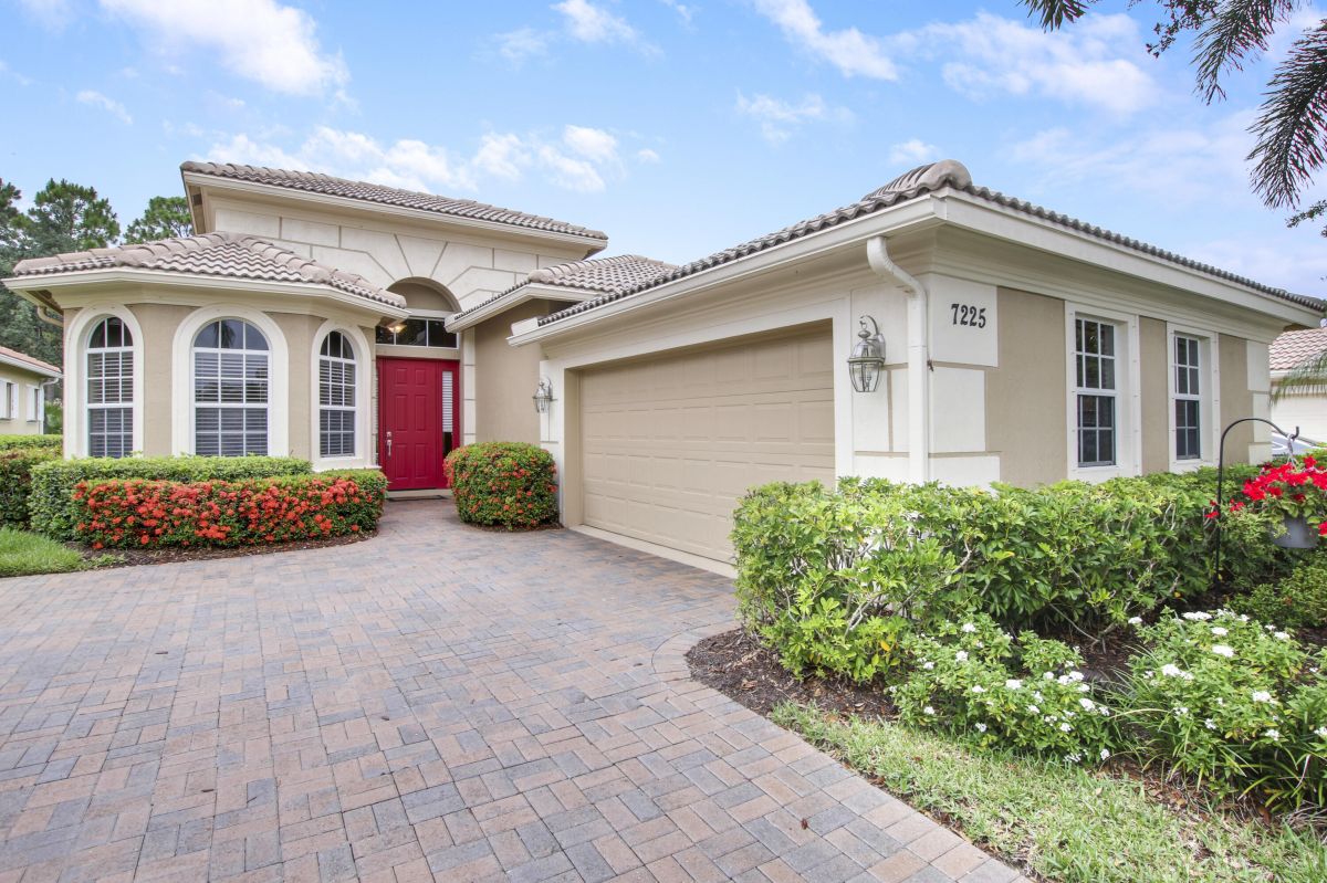 7225 Maidstone Drive