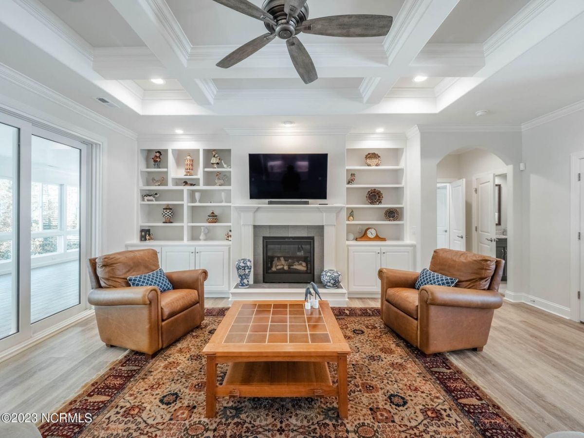 8654 Piney Hollow Court