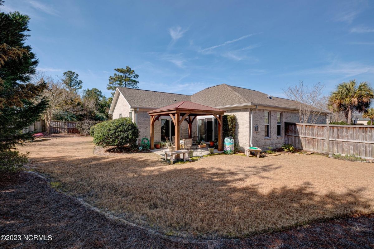 1038 Garden Club Way