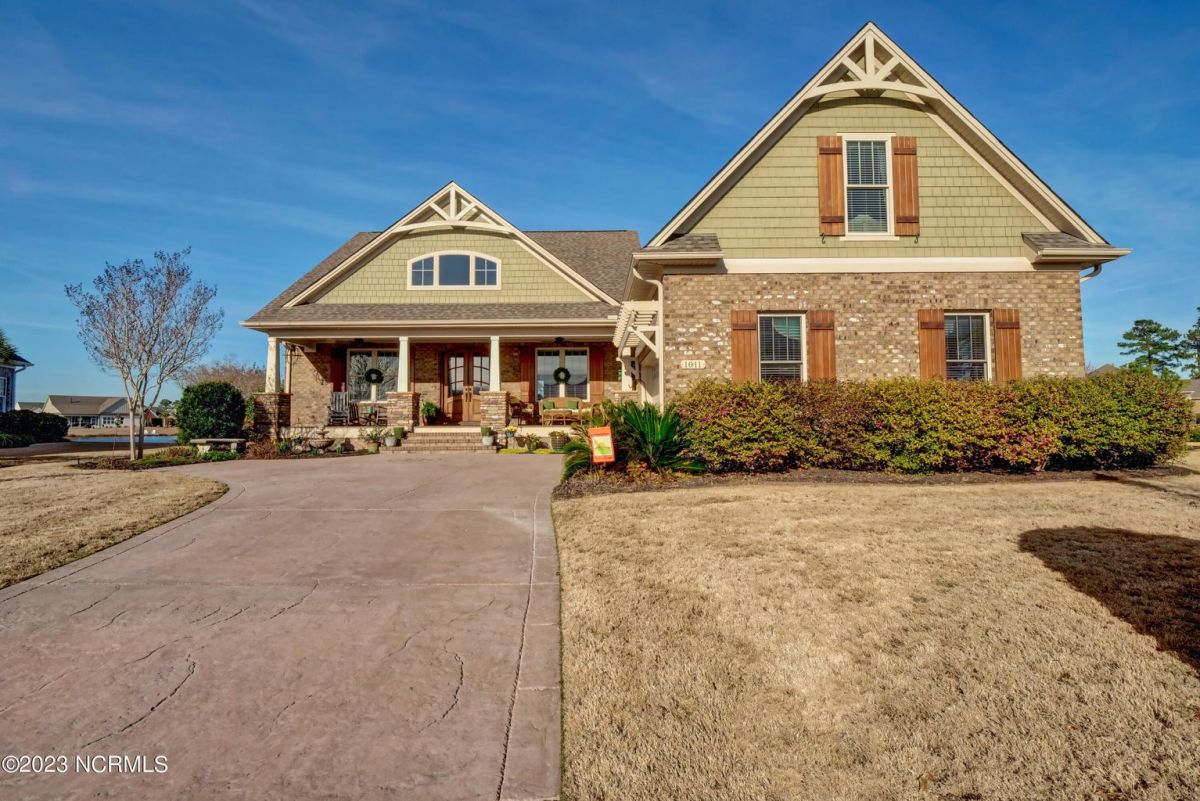 1011 Coralberry Court
