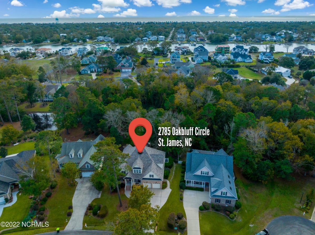 2785 Oakbluff Circle