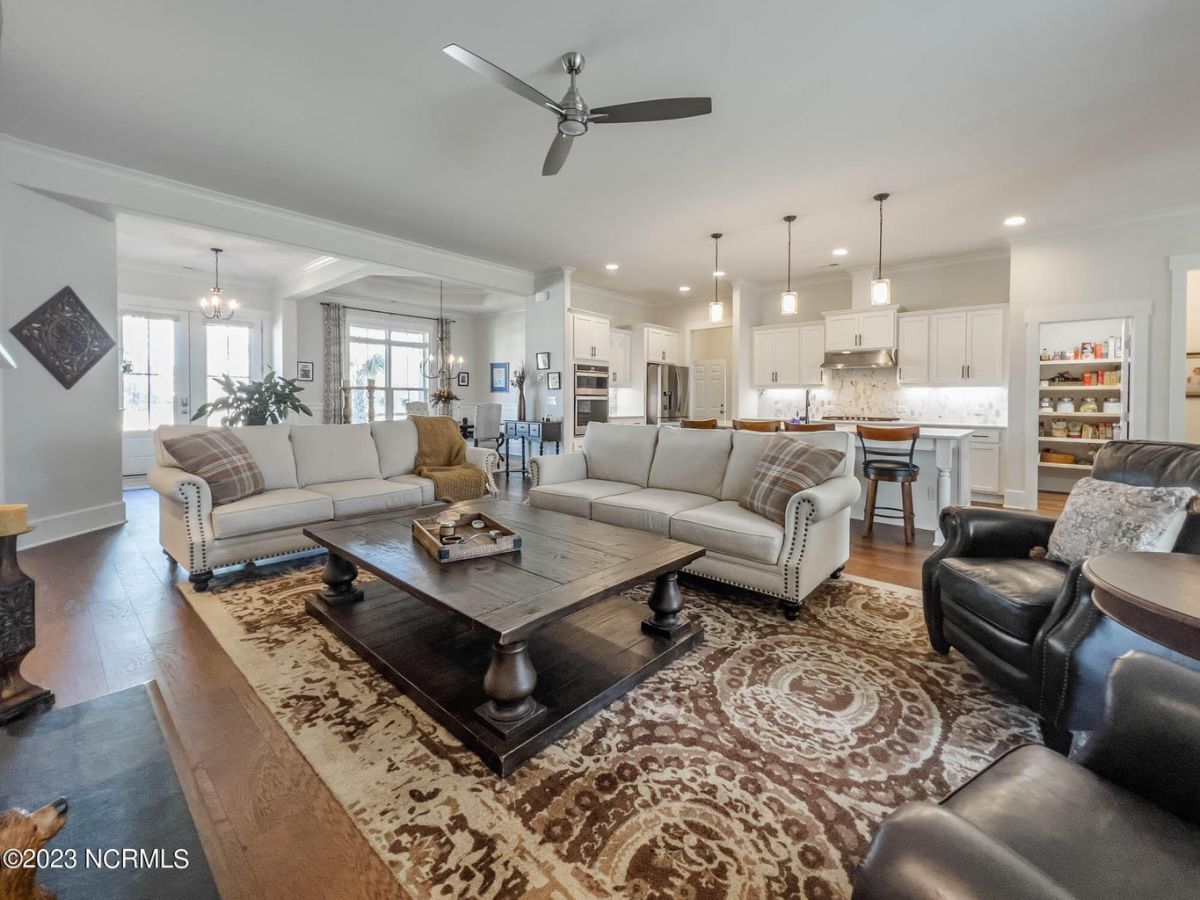 2635 Timber Crest Drive