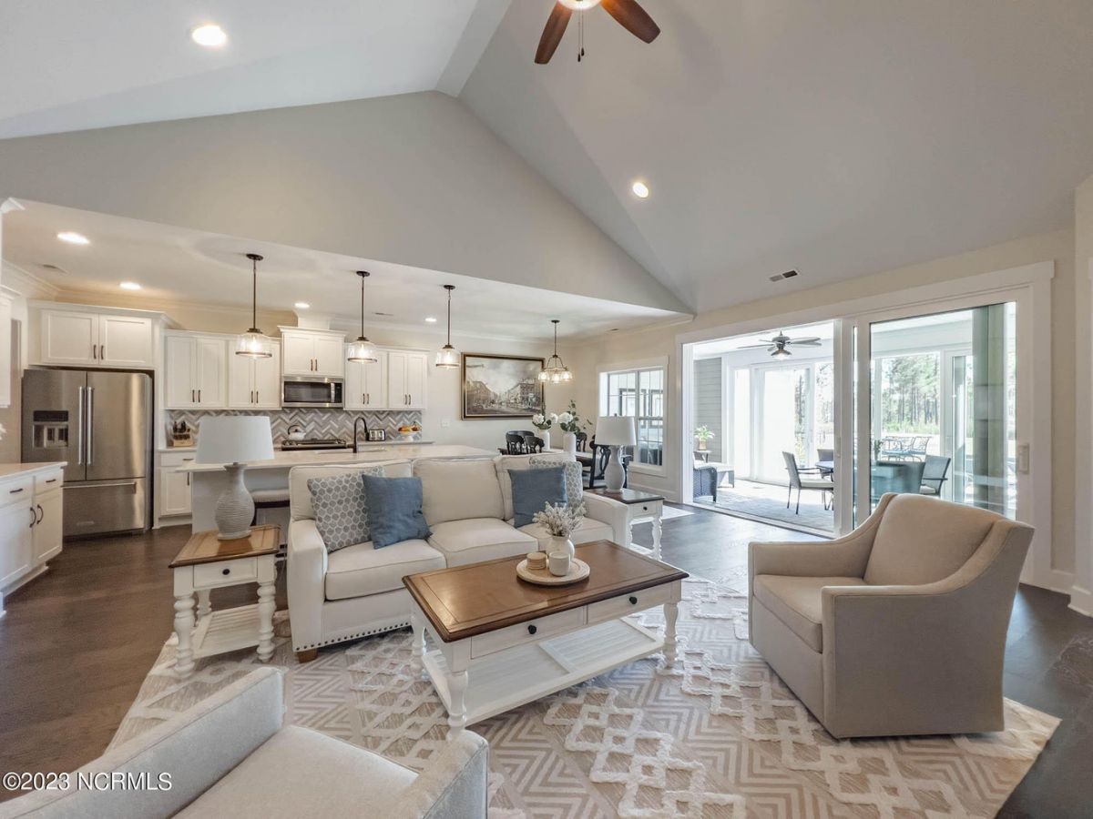 8758 Horse Nettle Drive