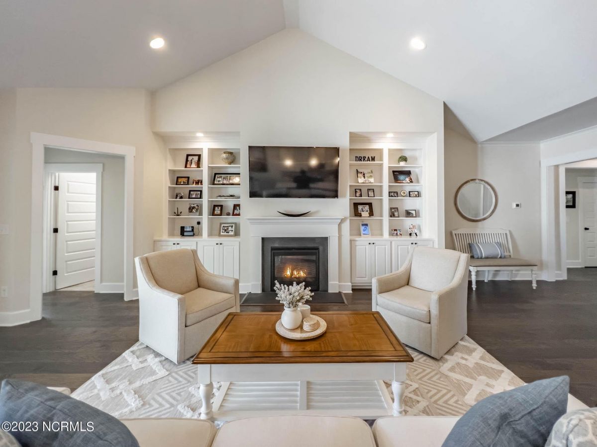 8758 Horse Nettle Drive