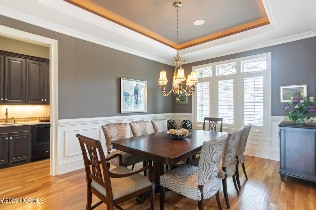 3737 Bridgewater Drive